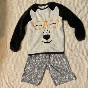 Boys Youth Fuzzy Polar Bear Pajama Shorts Set Size Large‎ 12/14